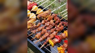 Nieuwe barbecuekachel, barbecuerek voor thuis, draagbare opvouwbare barbecue voor buiten, klein barbecuegereedschap