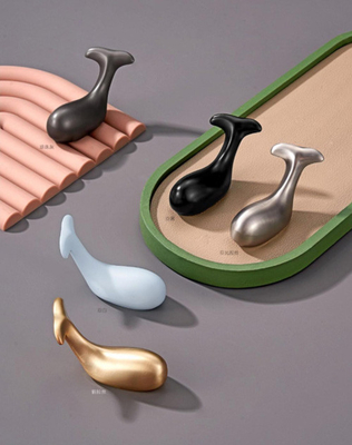 Moderne goud zwarte kleding hoeken hangers zwaar zwaar zink legering metaal wand gemonteerd dubbele prongs