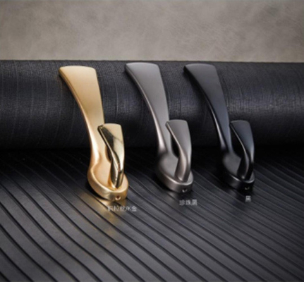 Europese dubbele stof jas haken metalen haken moderne kleding haken voor slaapkamer